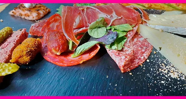 El Escondite restaurant Conil - Villas Flamenco